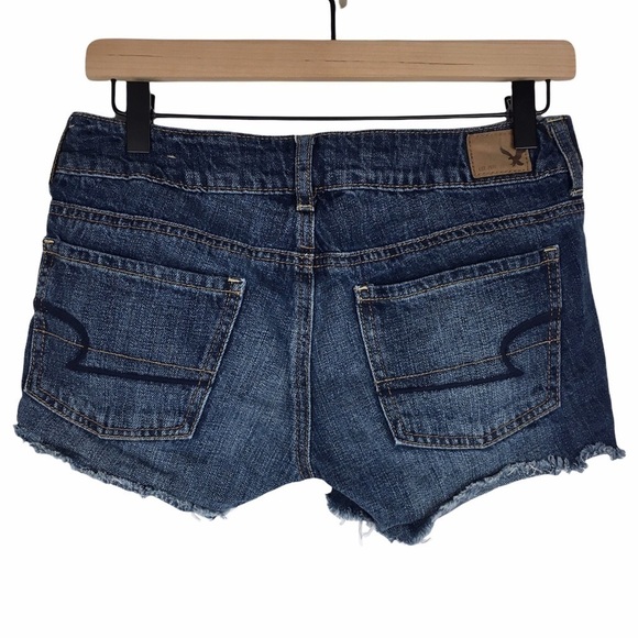 AMERICAN EAGLE Jean Shorts Denim Cut Off Floral Embroidered Festival Boho Size 2 - Picture 4 of 9